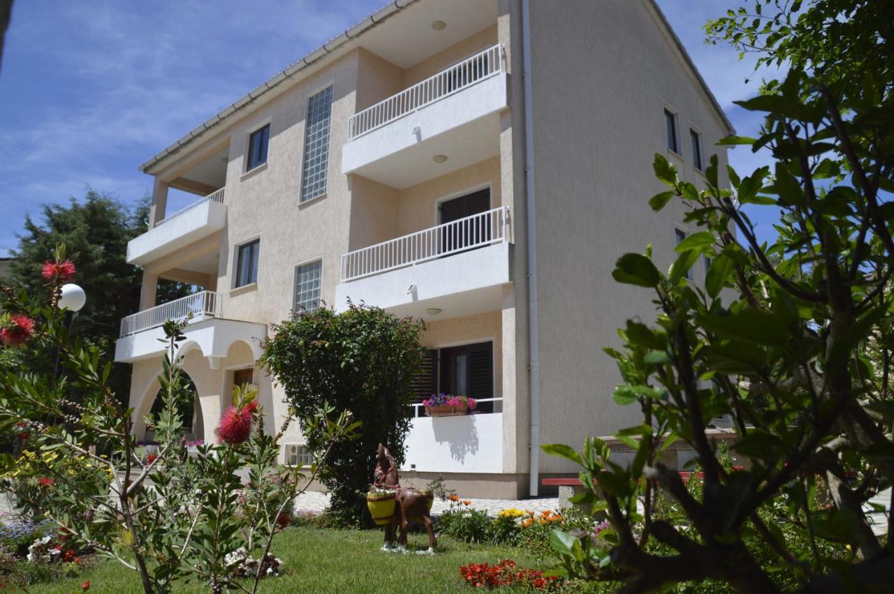 Apartma Lily