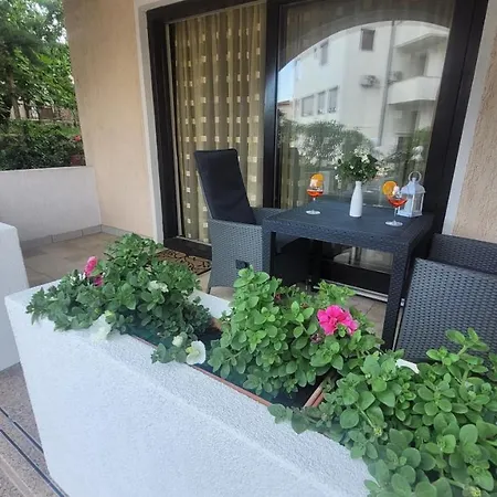 Apartament Lily Krk Town Zewnętrze zdjęcie